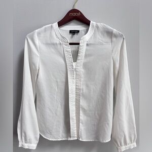 spense white v neck top blouse size M